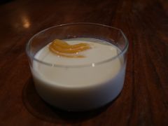杏仁豆腐-铃木食堂(北新桥店)