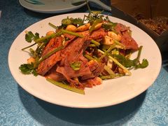 -张氏宽窄巷成都菜(澳德乐店)