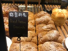 -Dough&Joe团憩(瑞虹天地月亮湾店)