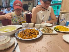-金牌餐厅·天津菜·八珍豆腐·老爆三(瓷房子店)