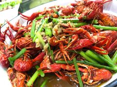 蒜蓉小龙虾-宝源大酒店(胶州海鲜街店)