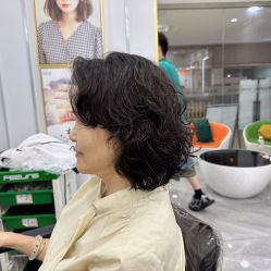 -镁连社·美联社