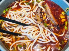 -臻老板牛肉面(光华路SOHO店)