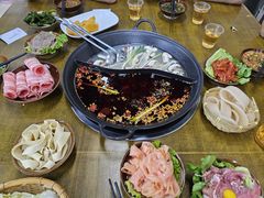 -乖嬢嬢重庆老火锅(南联店)