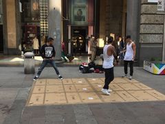 -文艺复兴百货(米兰大教堂广场店)