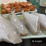 吃一顿正宗重庆火锅，醇厚的牛油锅底加上新鲜食材，真是爽歪歪。