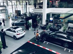 -上海星瀚奔驰4S店(红柳路店)