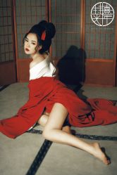 点击看大图 -持熹光年写真体验馆
