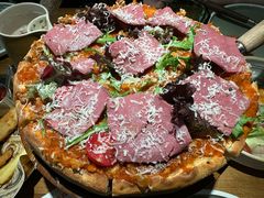 -Dragon Pizza•圆脸龙披萨·牛排餐厅
