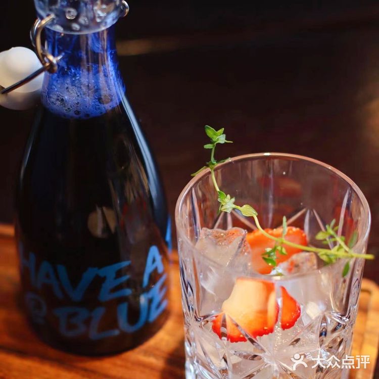 蓝蛙20周年全新菜单，氛围感十足的西餐厅