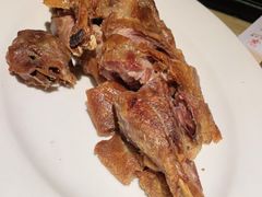 香酥樟茶鸭-渝信川菜(长安店)