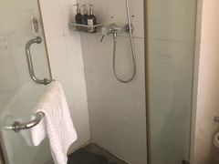 -杭州西湖艺联君亭酒店(黄龙体育中心地铁口店)