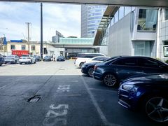 -上海西上海奥杰奥迪汽车销售有限公司(真如店)