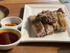 手抓羊肉半斤-贯贯吉·清真餐厅(浙江中路店)