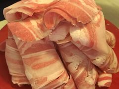 -洞庭洲·防空洞火锅·烧烤·铜锅涮肉(新百广场店)