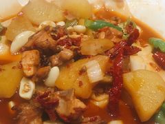 新疆大盘鸡-新疆巴州金丝特餐厅(大钟寺店)