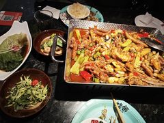-蛙舍·炭烧牛蛙(东百中心店)