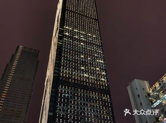 从杭州来长沙喝茶颜悦色,顺便逛了逛IFS,楼顶的空中