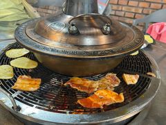 -小辣椒火盆烧烤(温泉南街店)