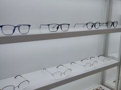 -识光造镜·蔡司官方授权店(滨江万芊荟店)