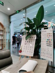 -进巍美甲美睫店