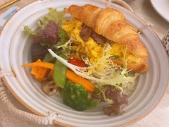 鹅肝滑蛋可颂全餐-玲婧胡同·生日蛋糕·餐厅(嘉里城店)