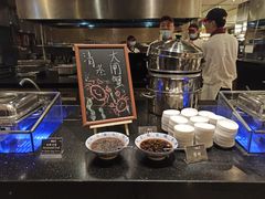-上海西藏大厦万怡自助餐厅(徐汇店)