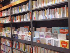 -西西弗书店&矢量咖啡(凯德晶萃广场店)