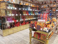 零售区-VENCHI 闻绮(北京国贸商城店)