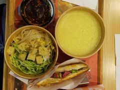 -驴世家驴肉火烧·凉皮·胡辣汤(五道口店)