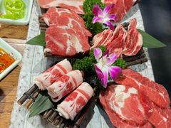 -明洞阿姨·韩式酱蟹烤肉·创意料理(三元桥店)