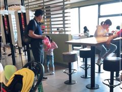 -麦当劳(百荣世贸商城店)