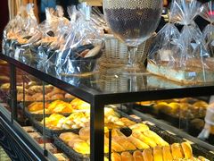 -Salon de The de Joel Robuchon(外滩18号店)