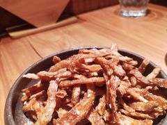 酥脆银鱼-阿里家Miss Ali·烤肉酒馆by MIG