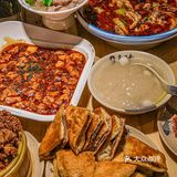 排队王来双子塔了👑跷脚牛肉只要💰1r