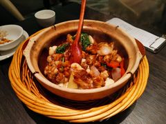 啫啫牛蛙煲-鹊玥·粤菜小馆(汇智国际商业中心店)