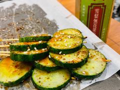-何妹湿辣牛肉·粤式烧烤砂煲(桂雅路店)
