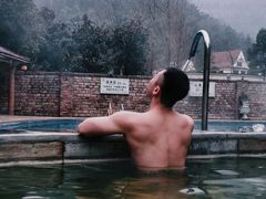 -花水湾第一村温泉大酒店