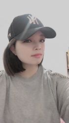 -时尚殿堂明星门店