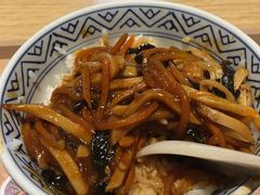 -资和信百货商场