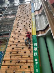 -乐8运动馆·桐语运动乐园(南湖二路店)