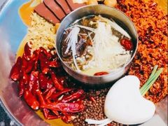 经典鸳鸯锅-谭鸭血(金华永盛店)