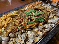 -东来菜馆•手抓海鲜家常菜•海鲜锅贴(鸽子窝店)