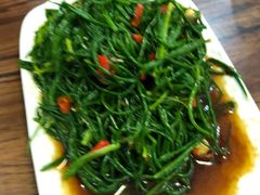 -壹阁胡羊焖饼(特色小吃街店)
