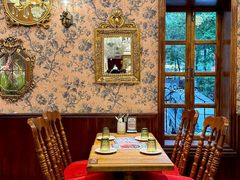 -秘密旅行Bonjour(黑金冠 江南西店)