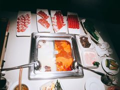 -海底捞火锅鲜切牛肉主题店(长寿路店)
