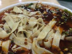 -雷祖芳老妈蹄花店