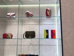 -MCM(比斯特上海购物村店)