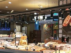 -红跑车(滨湖银泰店)