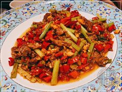 辣椒炒肉-东方红·湖南菜(仓山万达店)